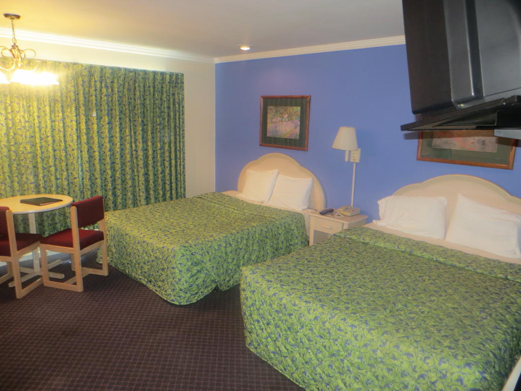 The Delton - Wisconsin Dells Motel Lake Delton Room photo