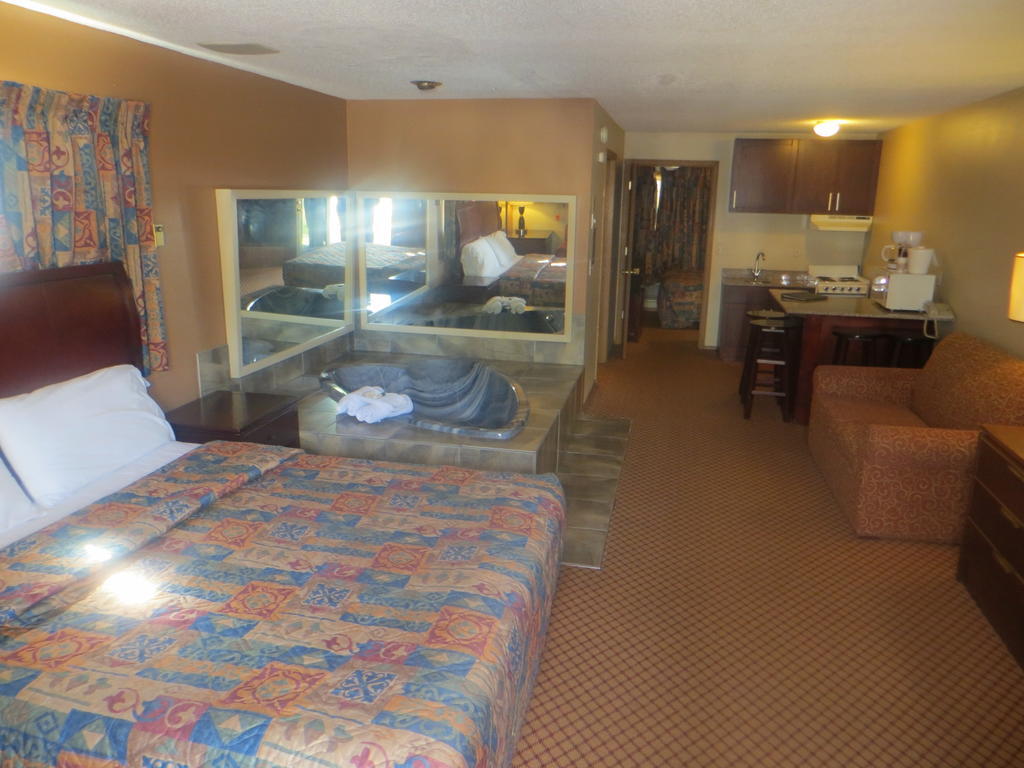 The Delton - Wisconsin Dells Motel Lake Delton Exterior photo